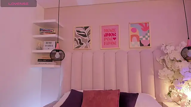 Snapshot of cute__cherry_ chatting on November 14, 2025, 9:07 pm cute cherry online show from November 14, 2025, 9:07 pm