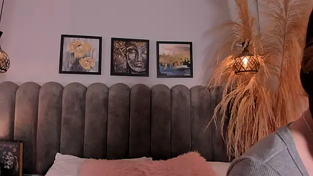Snapshot of cute__cherry_ chatting on April 17, 2026, 8:33 pm cute cherry online show from April 17, 2026, 8:33 pm