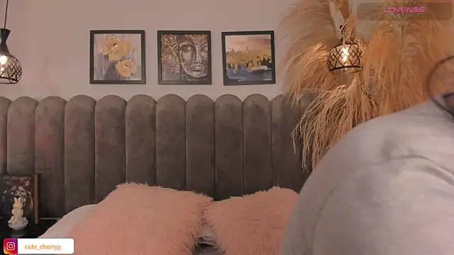 Snapshot of cute__cherry_ chatting on May 8, 2026, 8:23 pm cute cherry online show from May 8, 2026, 8:23 pm