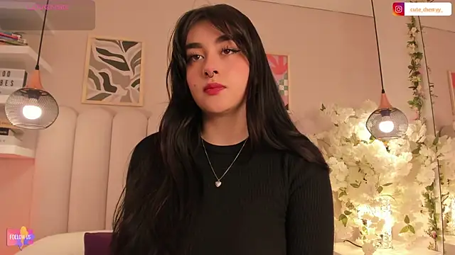 Snapshot of cute__cherry_ chatting on November 12, 2025, 8:45 pm cute cherry online show from November 12, 2025, 8:45 pm