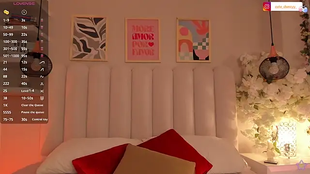 cute  cherry  online show from March 1, 2026, 12:16 pm