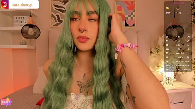 cute  cherry  online show from February 6, 2026, 8:38 pm