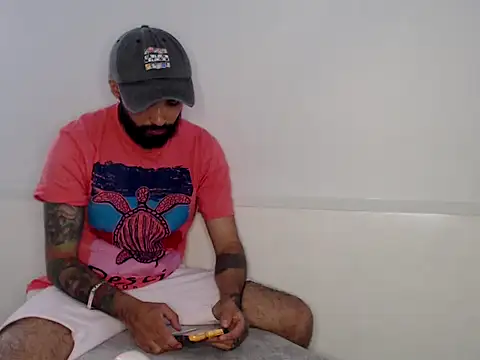 Snapshot of transgenderboy chatting on May 31, 2026, 6:42 pm transgenderboy online show from May 31, 2026, 6:42 pm