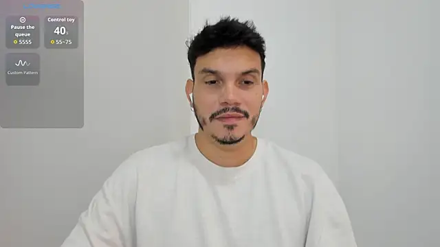 Snapshot of alejandro_stark chatting on October 8, 2025, 6:30 pm alejandro stark online show from October 8, 2025, 6:30 pm