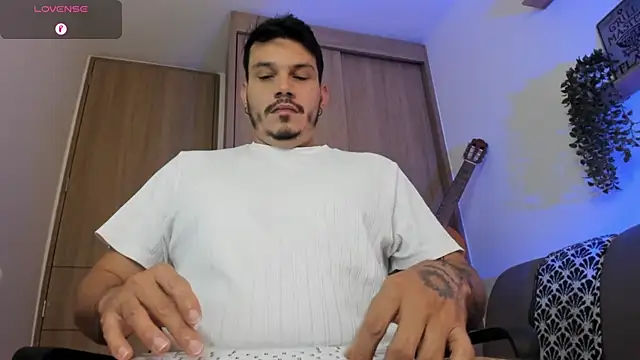 Snapshot of alejandro_stark chatting on May 20, 2026, 10:56 am alejandro stark online show from May 20, 2026, 10:56 am