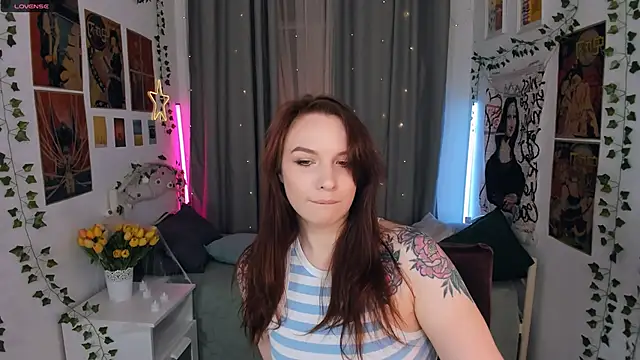 mia x love online show from October 26, 2025, 8:48 am