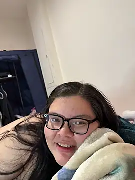 LiverandBrat77 online show from February 22, 2026, 3:42 am