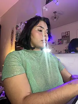 Snapshot of GigiiStone chatting on January 10, 2026, 10:49 pm GigiiStone online show from January 10, 2026, 10:49 pm