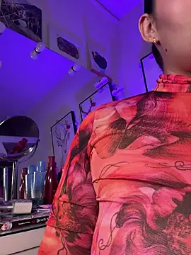 Snapshot of GigiiStone chatting on February 24, 2026, 2:29 pm GigiiStone online show from February 24, 2026, 2:29 pm