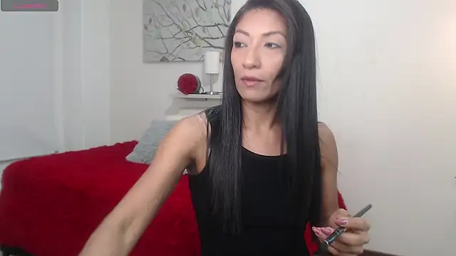 sofia perez    online show from May 19, 2026, 7:43 pm