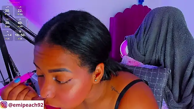 samanthaabloom online show from October 30, 2025, 12:20 am