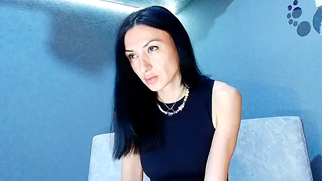Snapshot of Siaconna chatting on May 20, 2026, 7:49 am Siaconna online show from May 20, 2026, 7:49 am