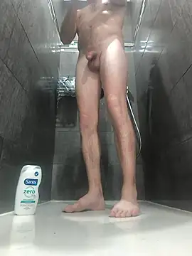 Snapshot of misterlovore chatting on April 9, 2026, 4:24 pm misterlovore online show from April 9, 2026, 4:24 pm