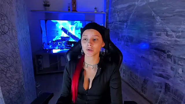 CinthiaCollins online show from May 23, 2026, 2:49 pm