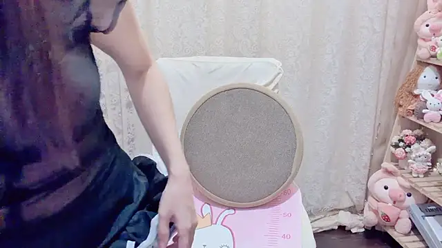 Rellababyy online show from May 6, 2026, 1:20 am