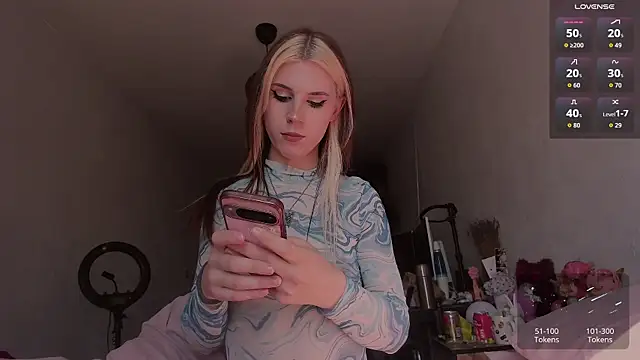 Snapshot of _eva__pleasure_ chatting on April 3, 2026, 6:42 am eva pleasure online show from April 3, 2026, 6:42 am