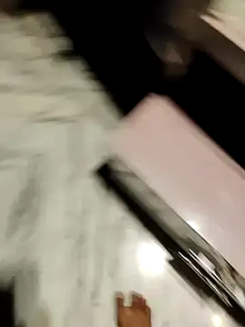 xxxhugedick0001 online show from December 3, 2024, 7:39 pm