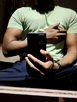 xxxhugedick0001 online show from December 4, 2024, 6:55 pm