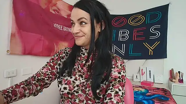 Snapshot of LovelyAzucena chatting on March 31, 2026, 2:30 pm LovelyAzucena online show from March 31, 2026, 2:30 pm