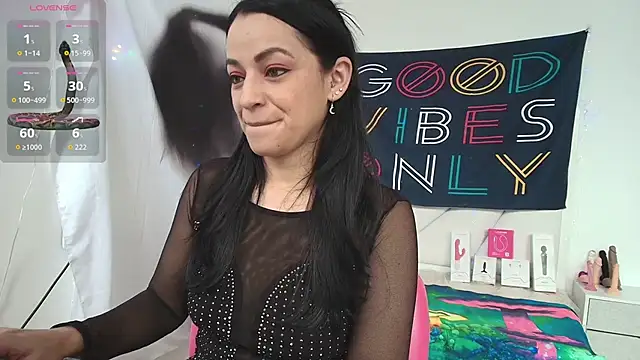 Snapshot of LovelyAzucena chatting on March 12, 2026, 2:21 pm LovelyAzucena online show from March 12, 2026, 2:21 pm