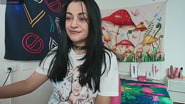 Snapshot of LovelyAzucena chatting on March 27, 2026, 2:07 pm LovelyAzucena online show from March 27, 2026, 2:07 pm