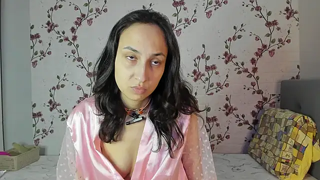 Snapshot of Alisagold90 chatting on November 30, 2025, 11:33 am Alisagold90 online show from November 30, 2025, 11:33 am