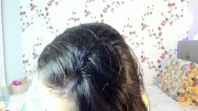 Snapshot of Alisagold90 chatting on November 9, 2025, 8:51 am Alisagold90 online show from November 9, 2025, 8:51 am