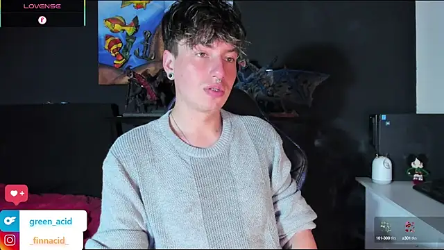 Snapshot of Green_acid01 chatting on October 21, 2025, 7:24 pm Green acid01 online show from October 21, 2025, 7:24 pm