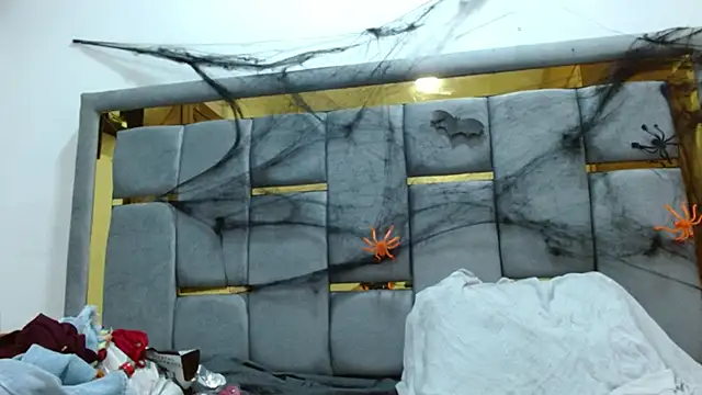 Snapshot of Cholatin chatting on October 25, 2025, 12:28 pm Cholatin online show from October 25, 2025, 12:28 pm