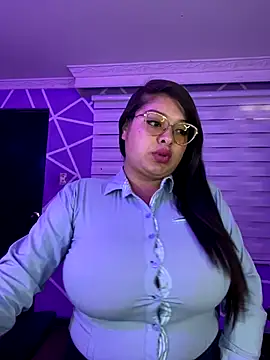 MiiaaJoness online show from October 9, 2025, 3:45 pm