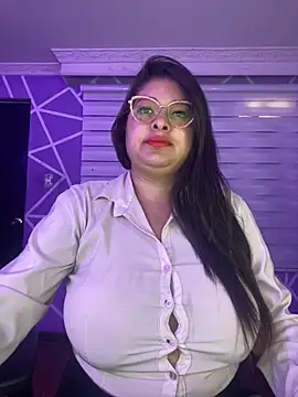 MiiaaJoness online show from October 16, 2025, 2:47 pm