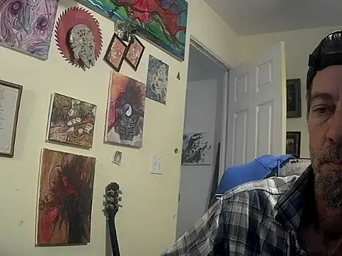 druetrue online show from October 25, 2025, 3:34 pm