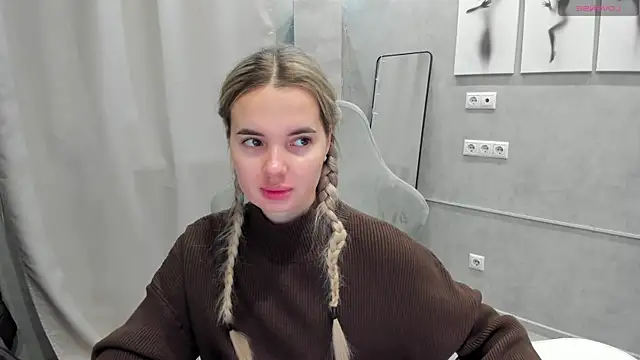 Snapshot of Donna_Evans chatting on December 23, 2025, 12:00 am Donna Evans online show from December 23, 2025, 12:00 am