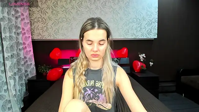 Donna Evans online show from February 23, 2025, 12:08 am