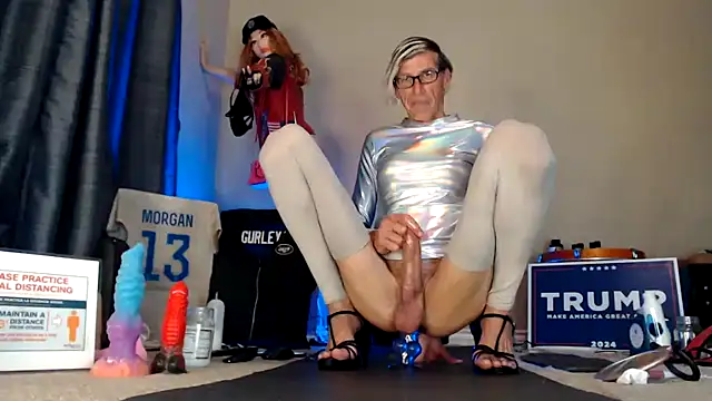 Snapshot of Taylorsexbot chatting on January 14, 2025, 2:40 am Taylorsexbot online show from January 14, 2025, 2:40 am