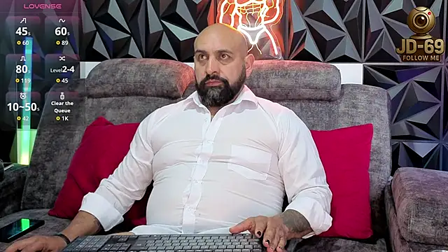 Snapshot of JD-69 chatting on September 23, 2025, 7:10 pm JD-69 online show from September 23, 2025, 7:10 pm