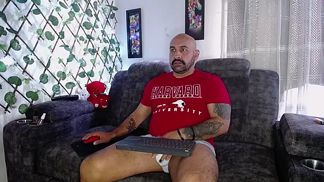 Snapshot of JD-69 chatting on January 31, 2025, 6:47 pm JD-69 online show from January 31, 2025, 6:47 pm