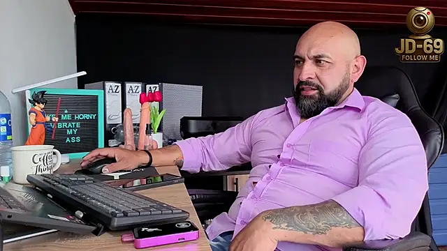 Snapshot of JD-69 chatting on September 16, 2025, 7:48 pm JD-69 online show from September 16, 2025, 7:48 pm