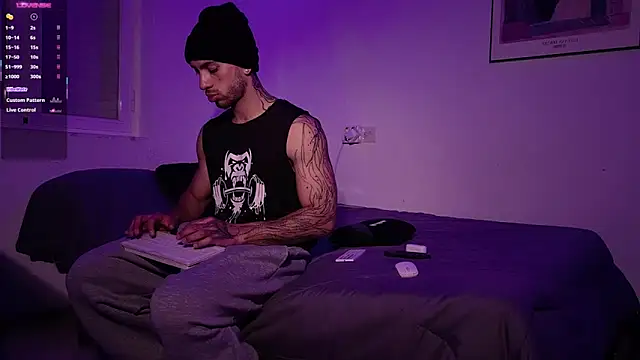 Snapshot of mrj99219 chatting on March 31, 2026, 2:41 pm mrj99219 online show from March 31, 2026, 2:41 pm