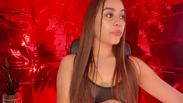 Snapshot of aliss_ev chatting on February 20, 2025, 10:26 pm aliss ev online show from February 20, 2025, 10:26 pm