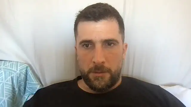 alex877x online show from April 4, 2026, 2:01 pm