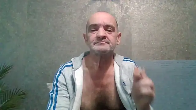 Snapshot of skorpibg65 chatting on May 5, 2026, 3:04 pm skorpibg65 online show from May 5, 2026, 3:04 pm
