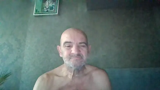 Snapshot of skorpibg65 chatting on April 26, 2026, 2:14 pm skorpibg65 online show from April 26, 2026, 2:14 pm