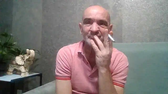 Snapshot of skorpibg65 chatting on May 20, 2026, 5:10 pm skorpibg65 online show from May 20, 2026, 5:10 pm