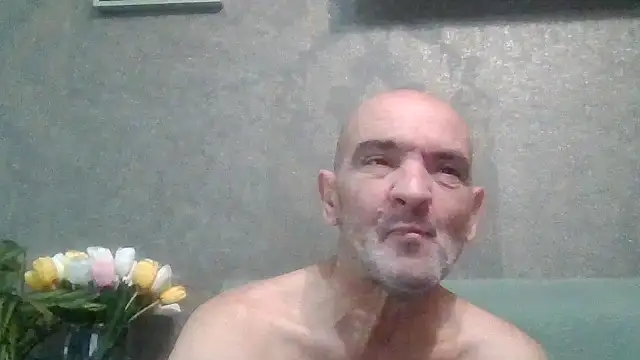 Snapshot of skorpibg65 chatting on May 18, 2026, 2:33 pm skorpibg65 online show from May 18, 2026, 2:33 pm