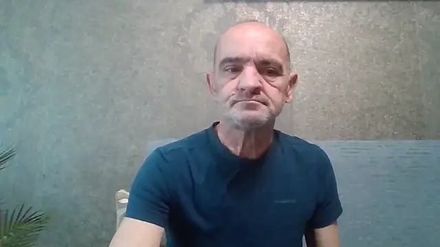 Snapshot of skorpibg65 chatting on April 18, 2026, 2:19 pm skorpibg65 online show from April 18, 2026, 2:19 pm