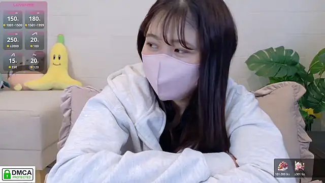 SUZU  online show from March 29, 2026, 1:07 am