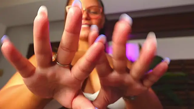 CelesteBailey online show from March 6, 2025, 9:58 am