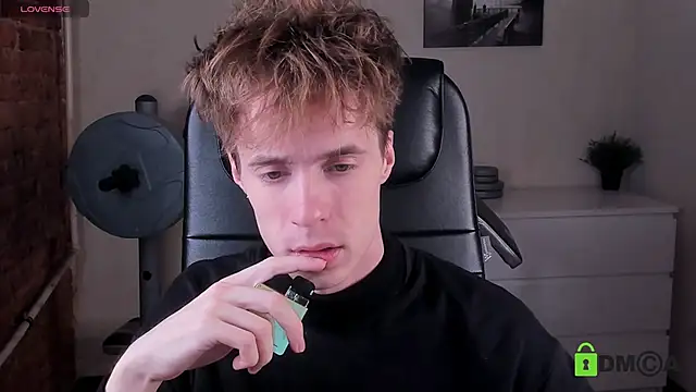 Snapshot of _tokyo_ghoul chatting on October 10, 2025, 4:57 am  tokyo ghoul online show from October 10, 2025, 4:57 am