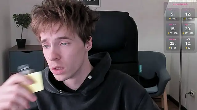 Snapshot of _tokyo_ghoul chatting on February 15, 2025, 1:16 pm  tokyo ghoul online show from February 15, 2025, 1:16 pm